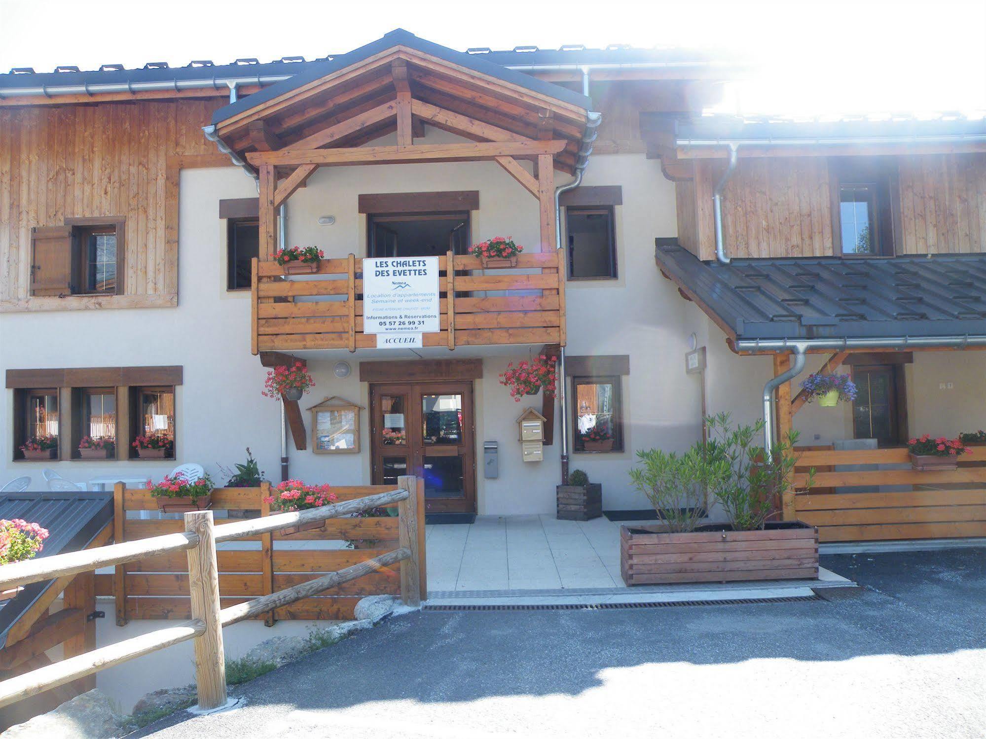 פלומה Residence Nemea Les Chalets Des Evettes מראה חיצוני תמונה
